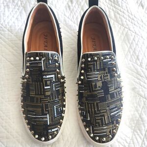 JITAI studded shoes 